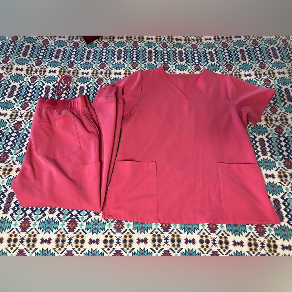 Mandala jogger scrubs M